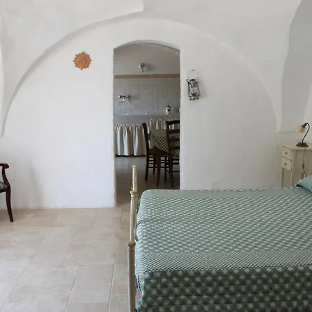 Masseria Gianecchia 치스테르니노